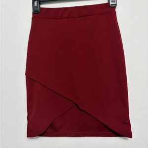 B Collection Burgundy Wrap Mini Skirt V Front | women’s Size S (A341)✨